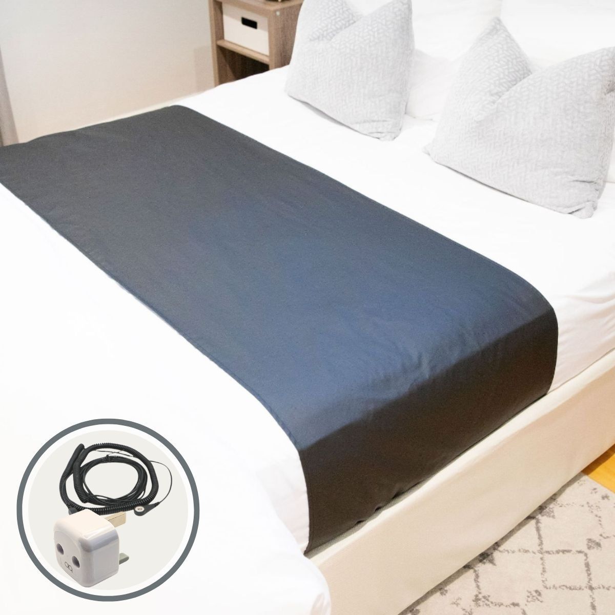 Earthing mat on bed