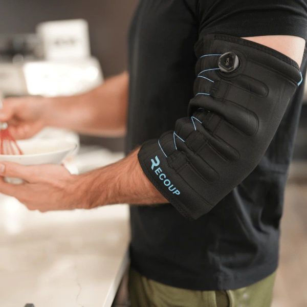 Recoup fitness arm cryosleeve3