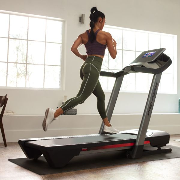PRO 2000 Treadmill